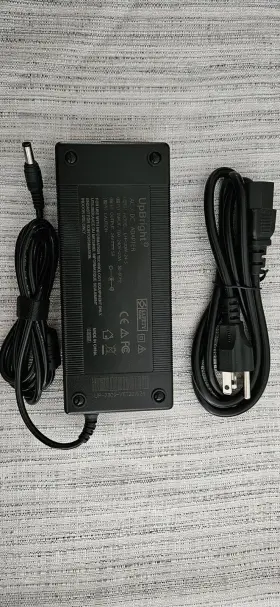 Upbright Lh-120w-24-5 120w 24v 5a Ac/dc Adapter - Black