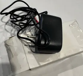 5032GAU1200267 UPSUIT Switching Ac Adapter Barrel