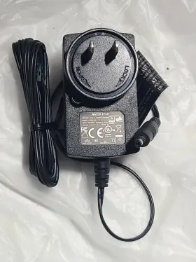 Water Tech Lc099-2s6 8.4 Volt 1a Lc Class 2 Ac/dc Ac Wall Power Adapter