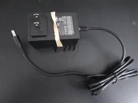 Xiamen Eahunt Ea027-1200-2000pu Class 2 Power Supply Model 12v 2a