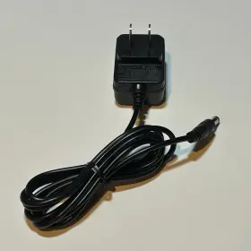 Xing Yuan Xy06se-050100vq-uw Class 2 Power Unit Model 5v 1a