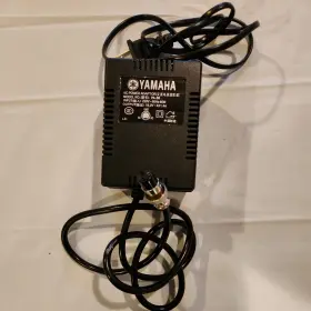MG206C YAMAHA Mixer Power Adapter Usb