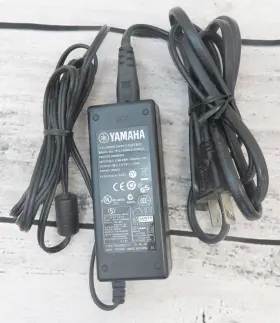 Yamaha Nu40-2150266-13 Ac Adapter I.t.e. Power Supply Wr48510