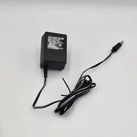 Yong Hong Electronics Yhad-35-090100u Ac/dc Adapter Class 2 - Input 120v Ac 60hz Output Dc12v 200ma
