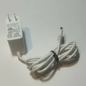 Zhongshan Baolijin Blj24w240100p-u Class 2 Power Supply Model 24v 1a