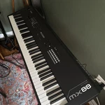 Yamaha Mx88 88-key Keyboard Synthesizer Music. Fixed Price $615.00.