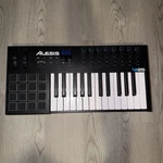 Alesis V125 25-key Usb Midi Semi-weighted Keyboard Controller - Black. Fixed Price $79.99.