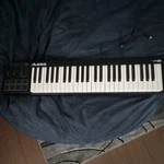 Alesis V49 49-key Usb Midi Keyboard Obo. Fixed Price $65.00.